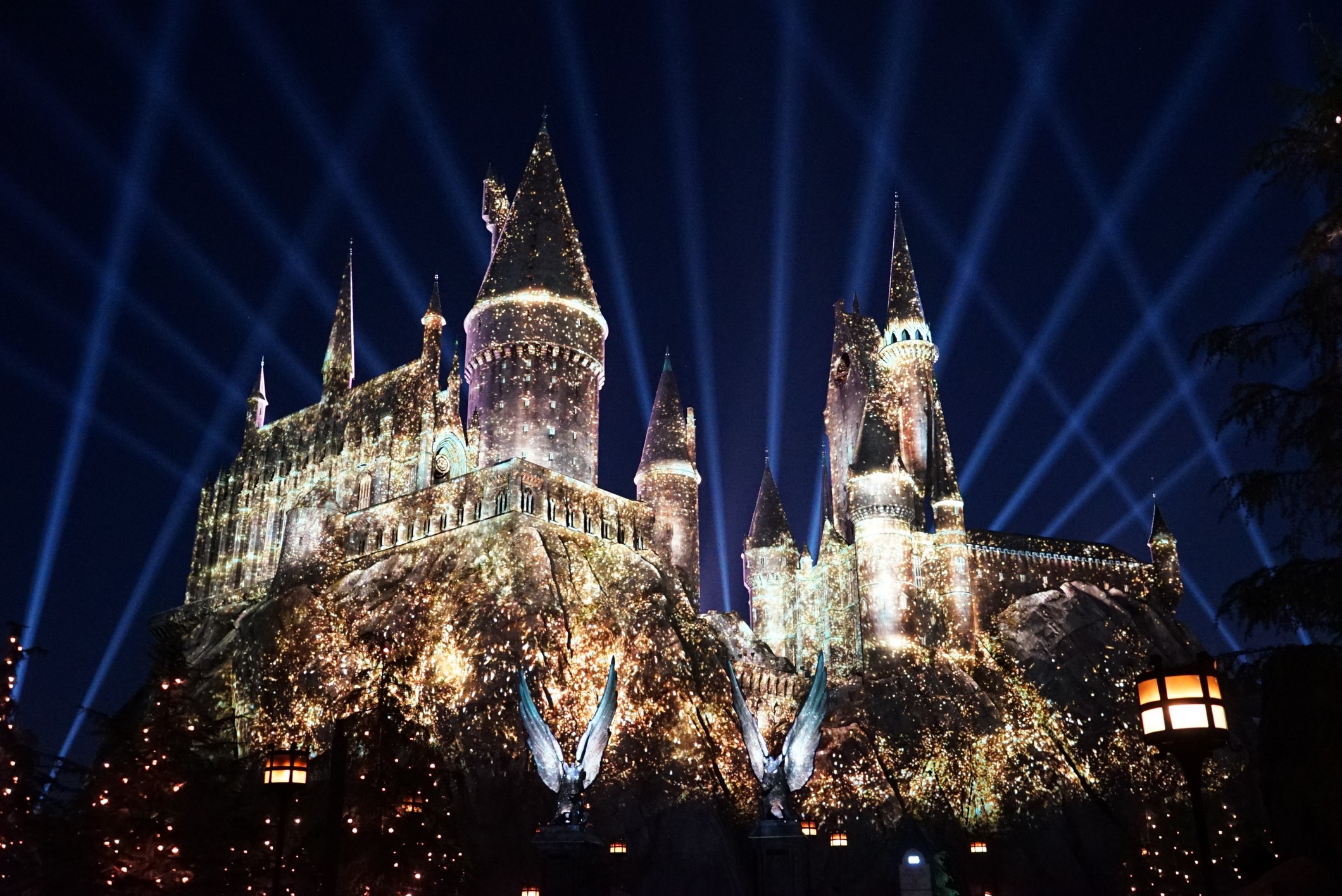 Win a Dream Vacation to Universal Orlando Resort's Wizarding World of Harry  Potter