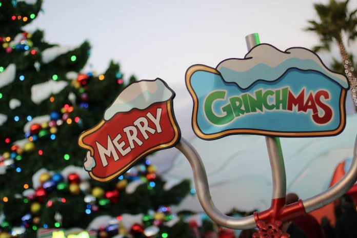 REVIEW: Grinchmas 2019 at Universal Studios Hollywood | Inside Universal