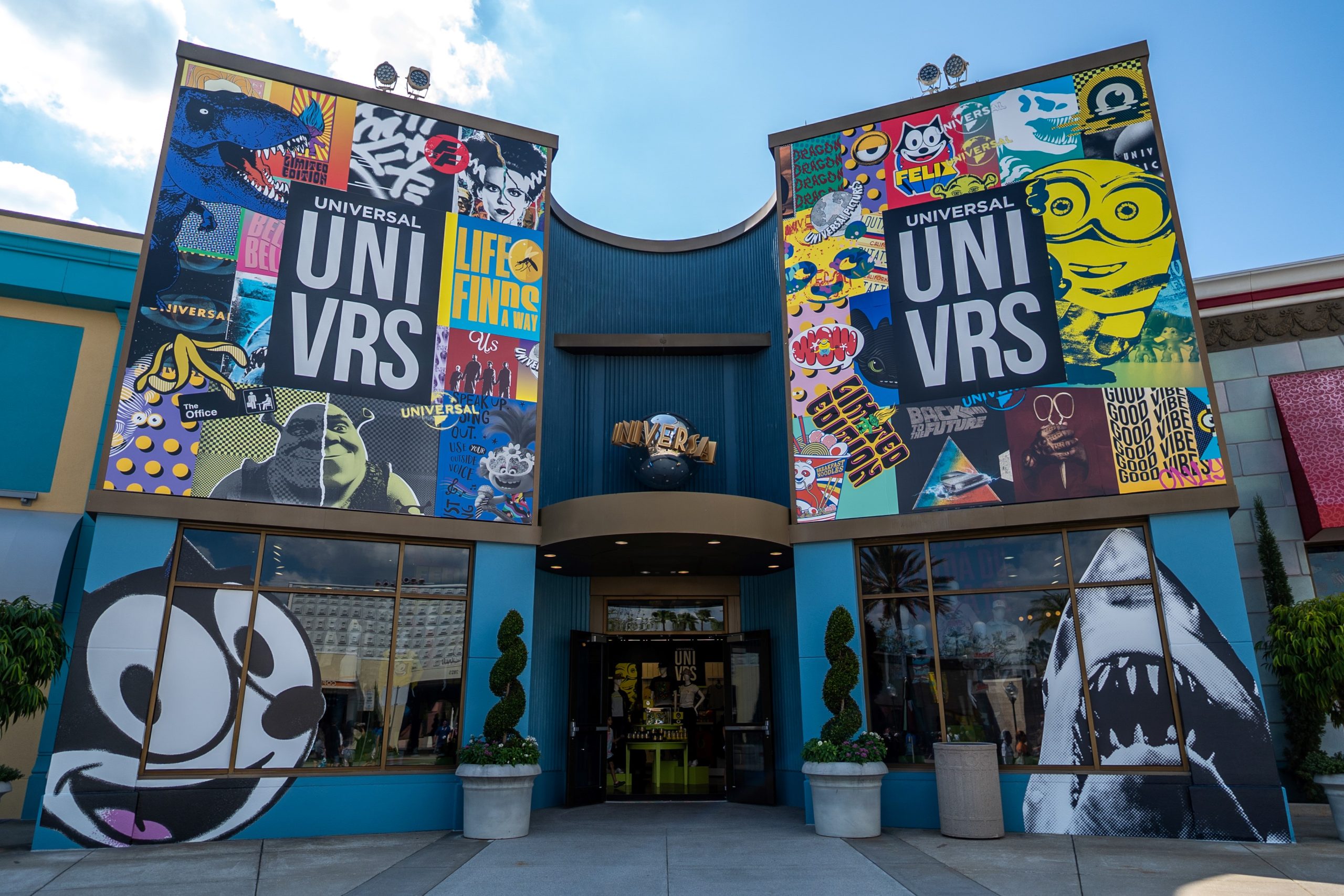 PHOTOS: New Studio Souvenirs Store Opens at Universal CityWalk in Hollywood  - WDW News Today