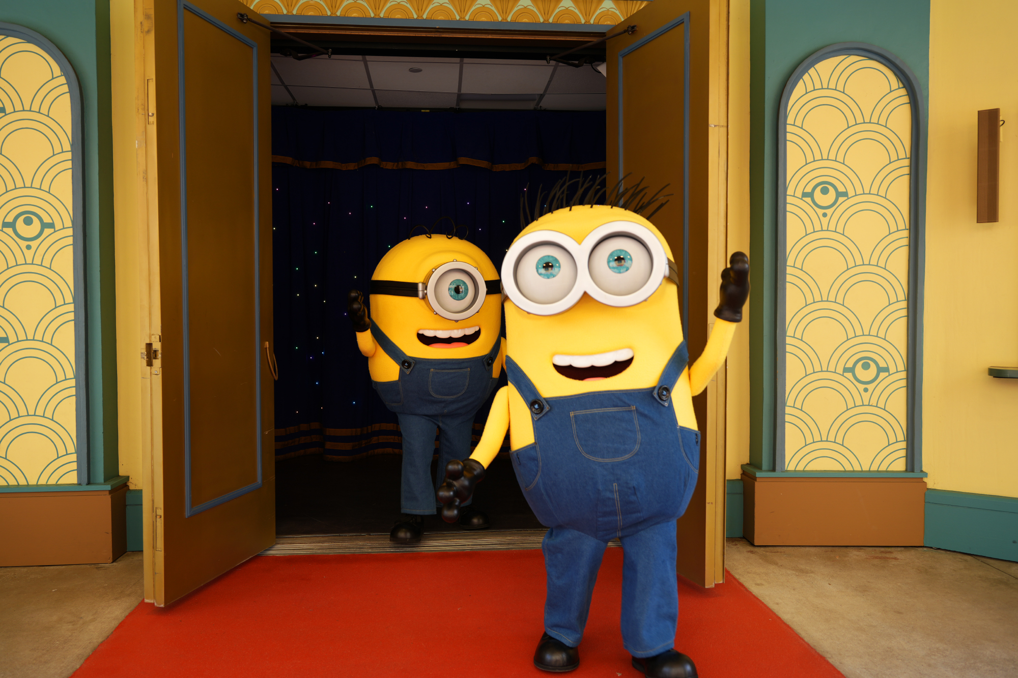 Minions Henry and James Universal Studios Florida 2026